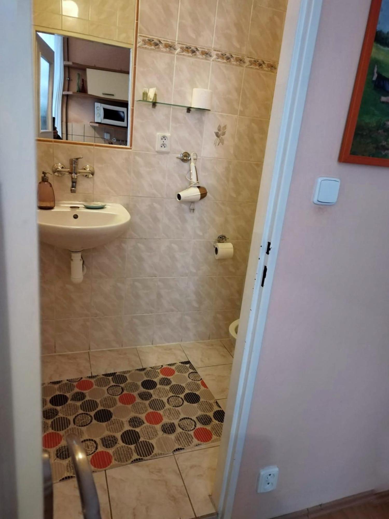 Delux Kolonada Apartment Karlovy Vary Luaran gambar
